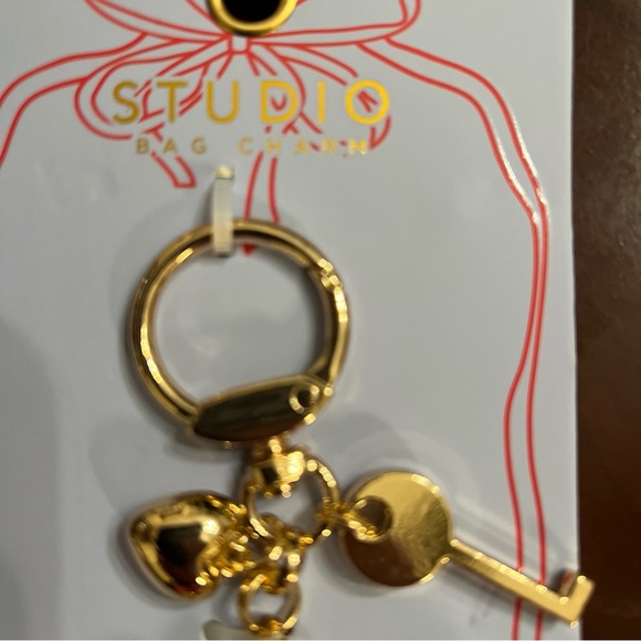 Studio Heart&Lock Keychain - Picture 4 of 5